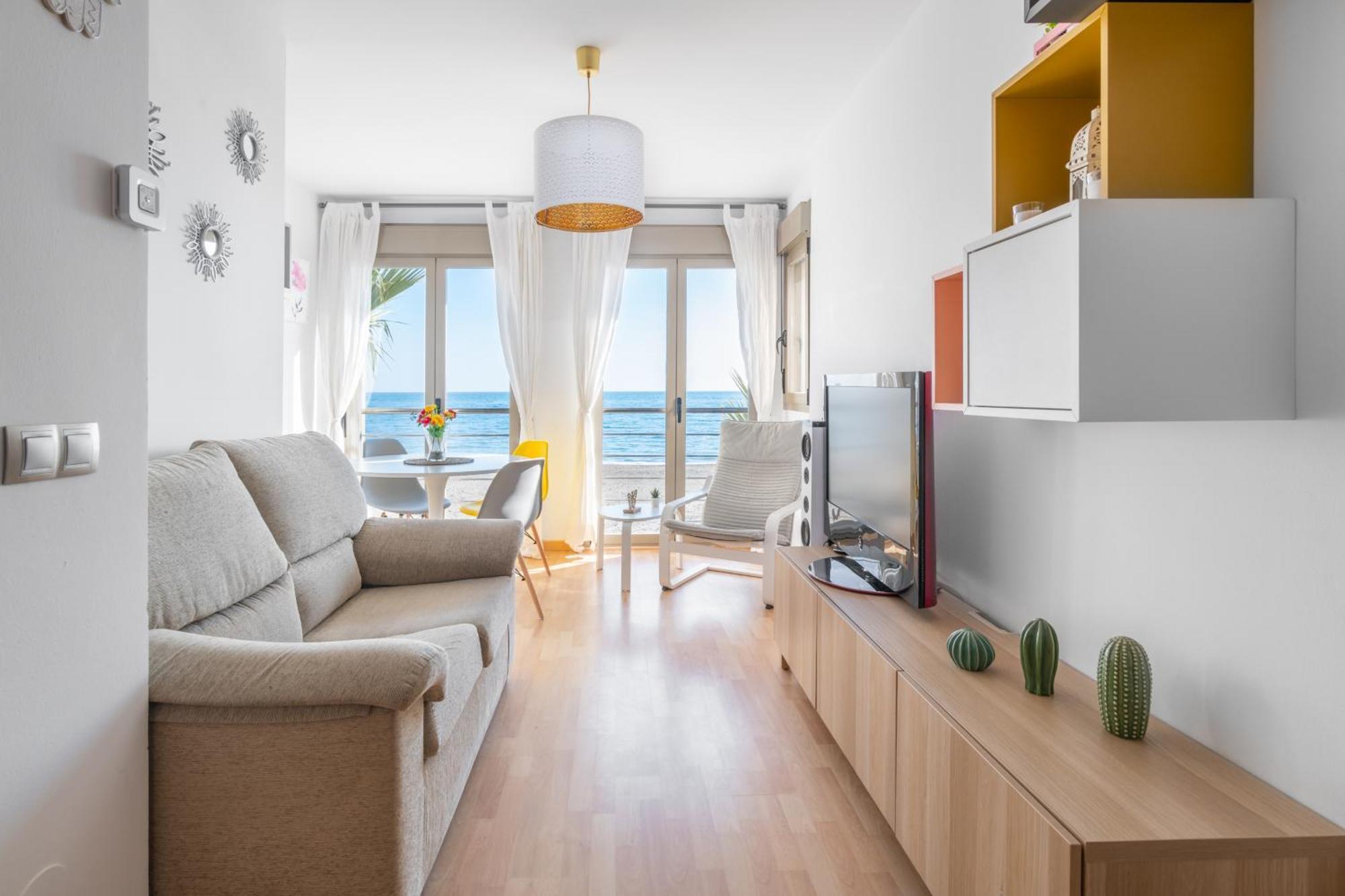 Apartment Wintowinrentals Bezmiliana Playa En Con Vistas Al Mar En Primera Linea *